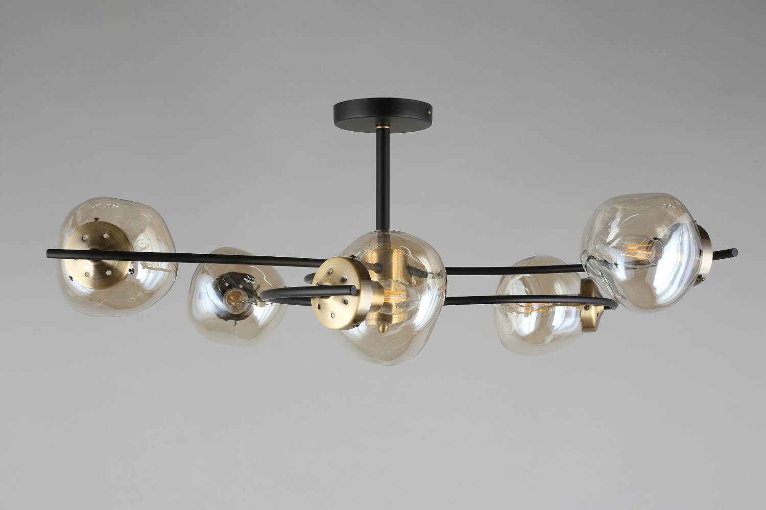 Потолочная люстра Omnilux Moncalvo OML-95307-06