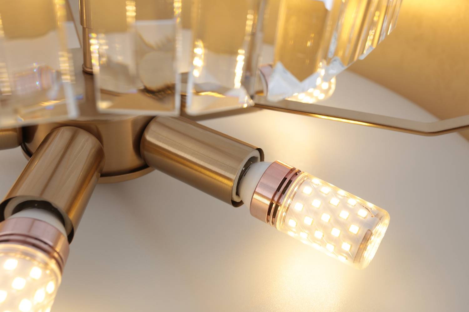 Подвесная люстра Rivoli Vickie 1051-306