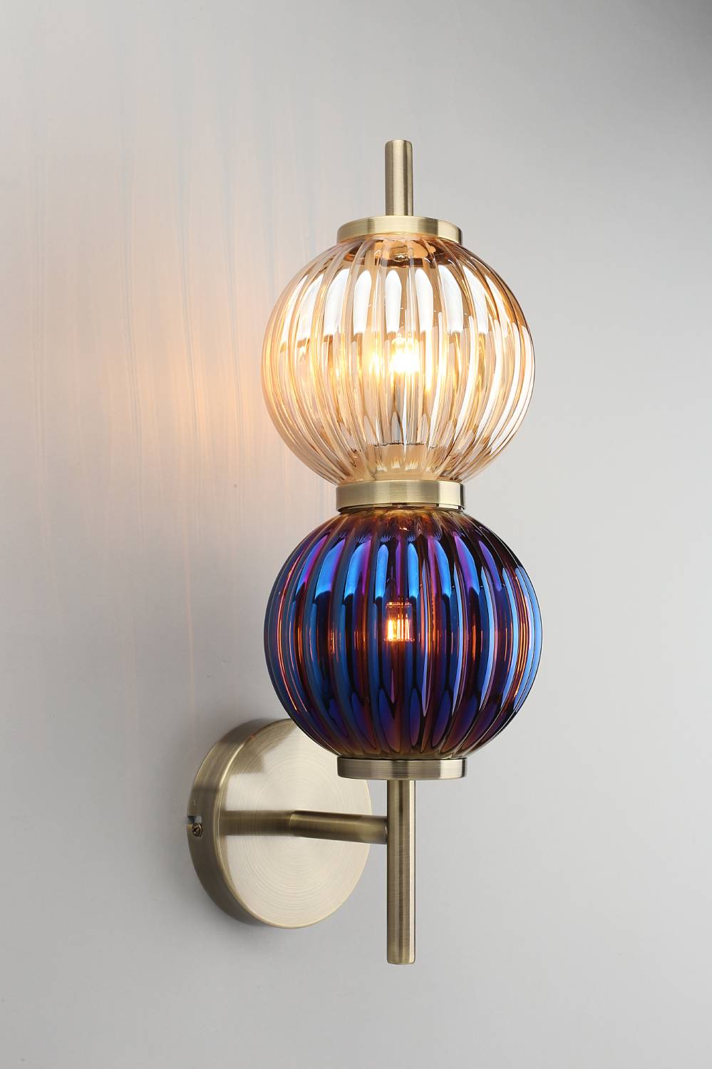 Настенное бра Aployt Zhizel APL.608.11.02