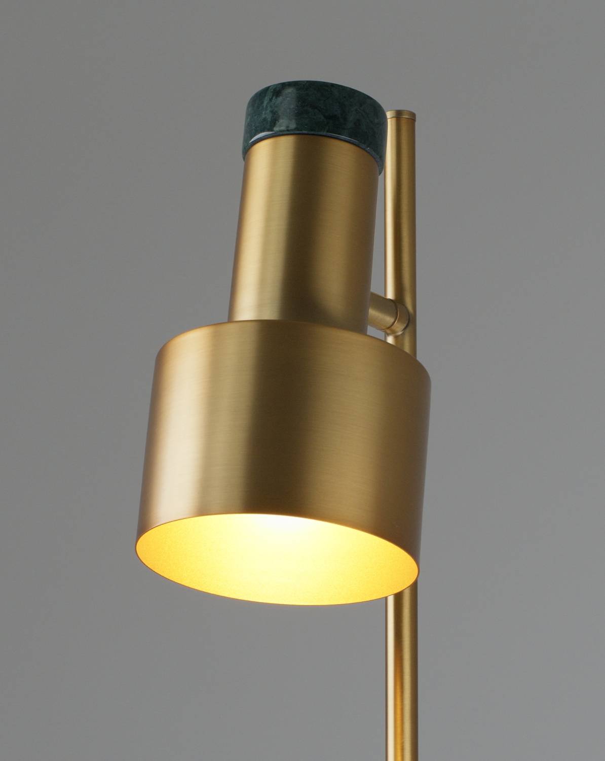 Торшер Moderli Goldy V11312-1F