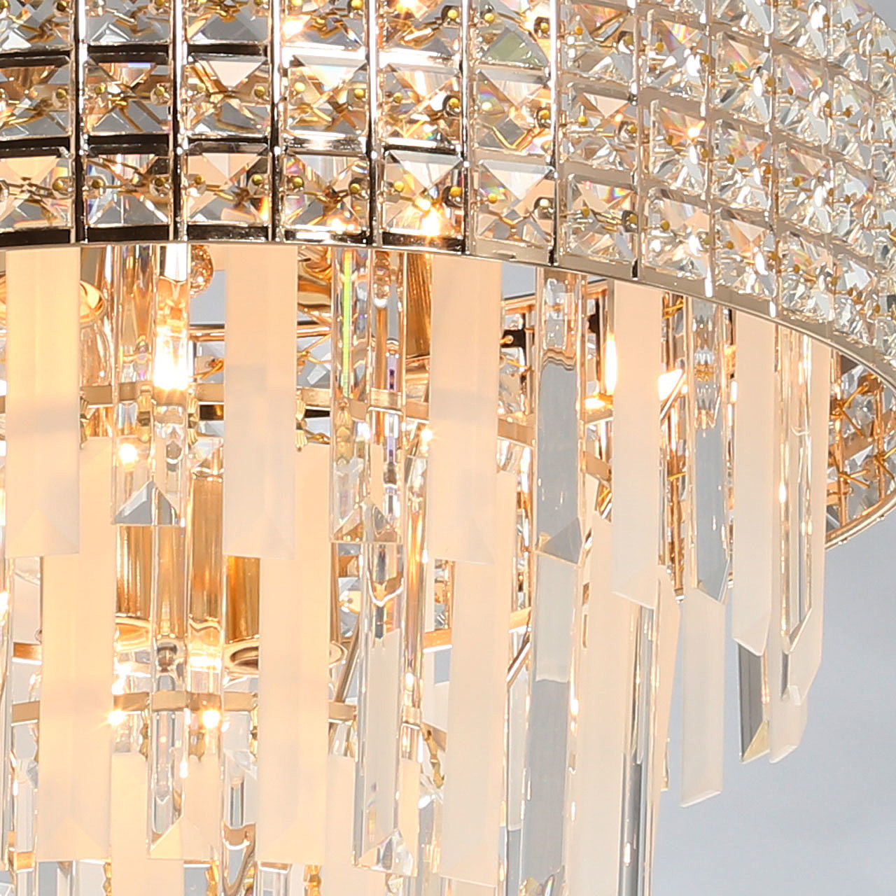 Подвесная люстра De Markt Бриз 111014008