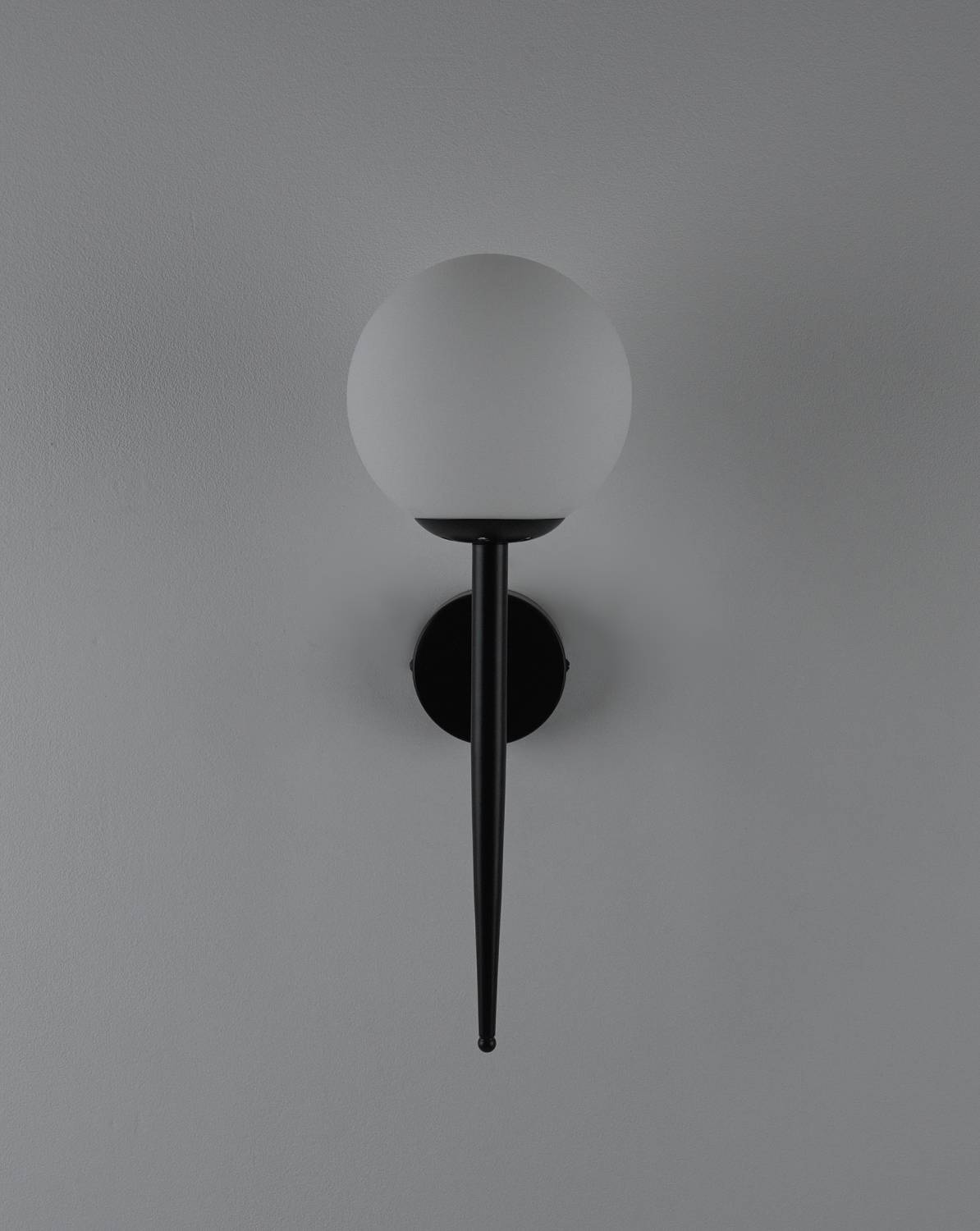 Настенное бра Moderli Scrumbel V11562-1W