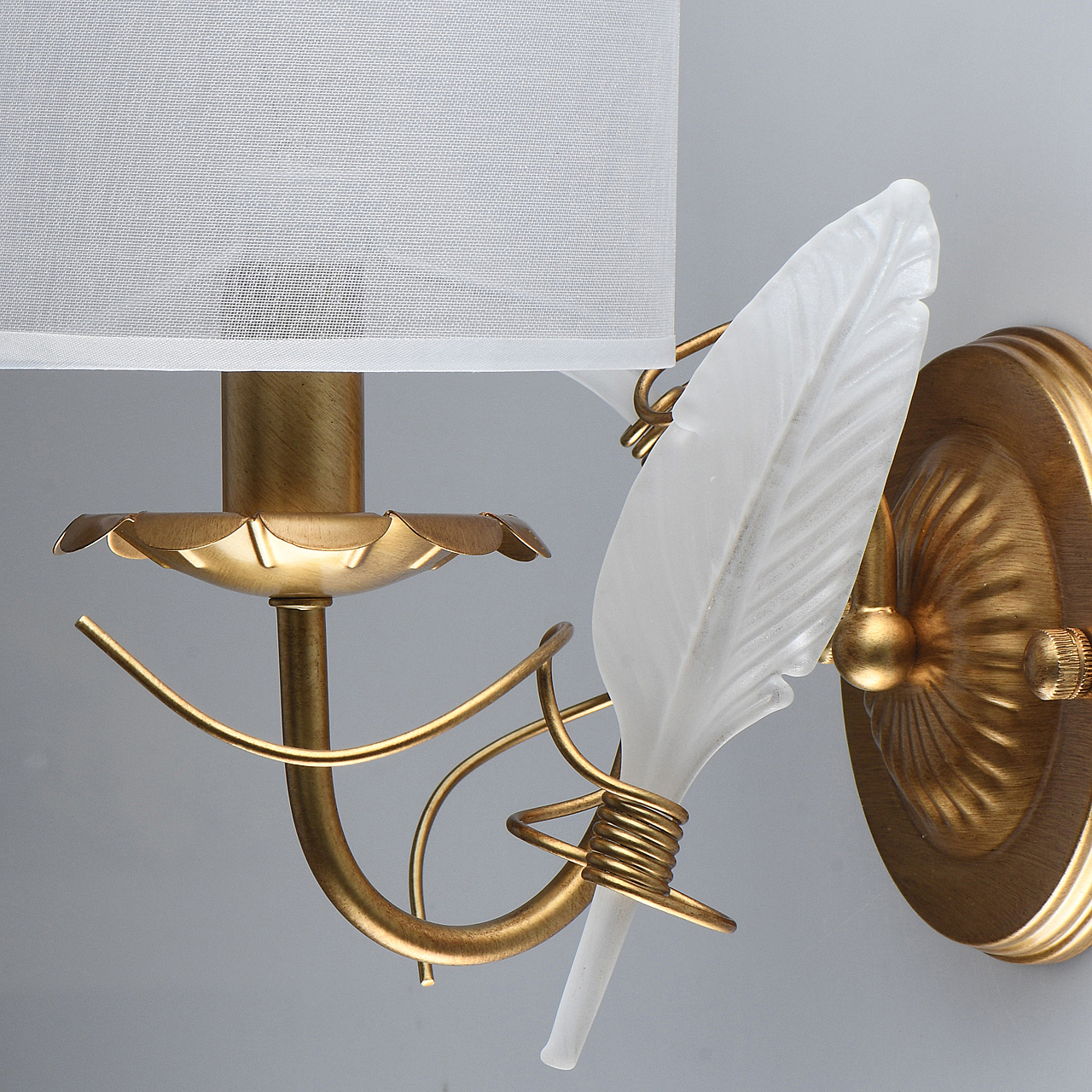 Настенное бра Chiaro София 355024501