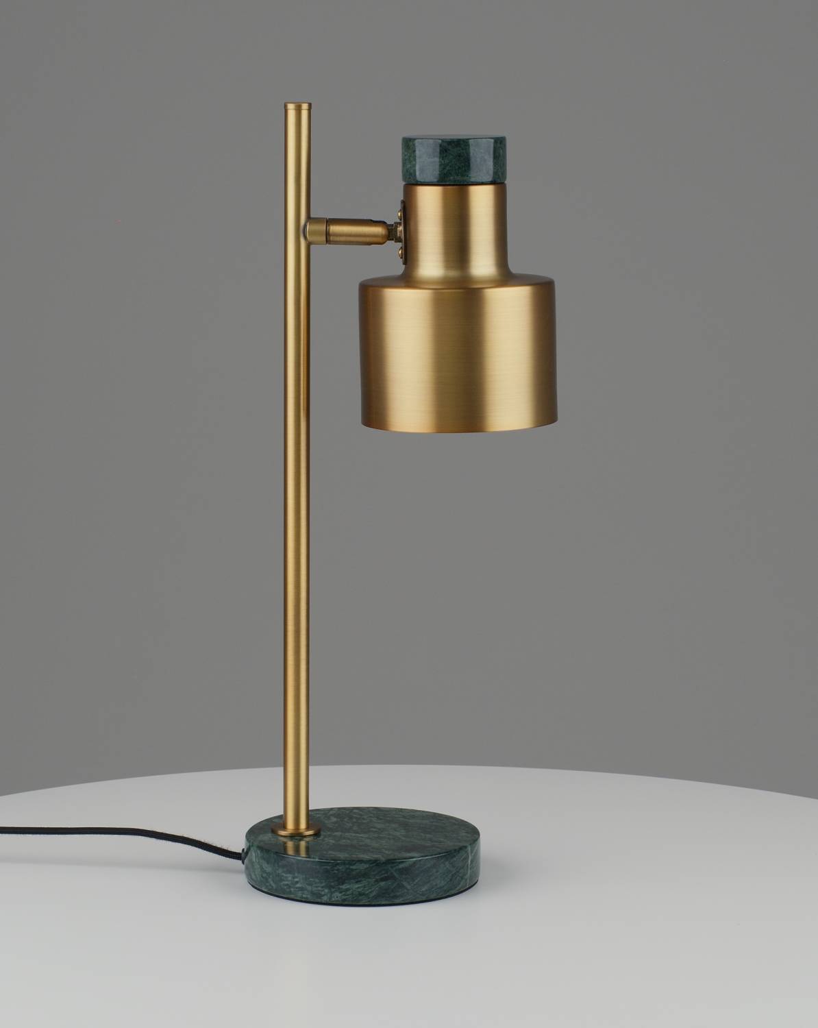 Настольная лампа Moderli Goldy V11309-1T