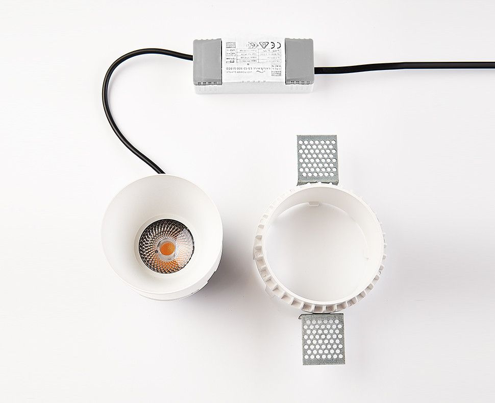 Встраиваемый светильник Italline IT08 IT08-8021 white 3000K