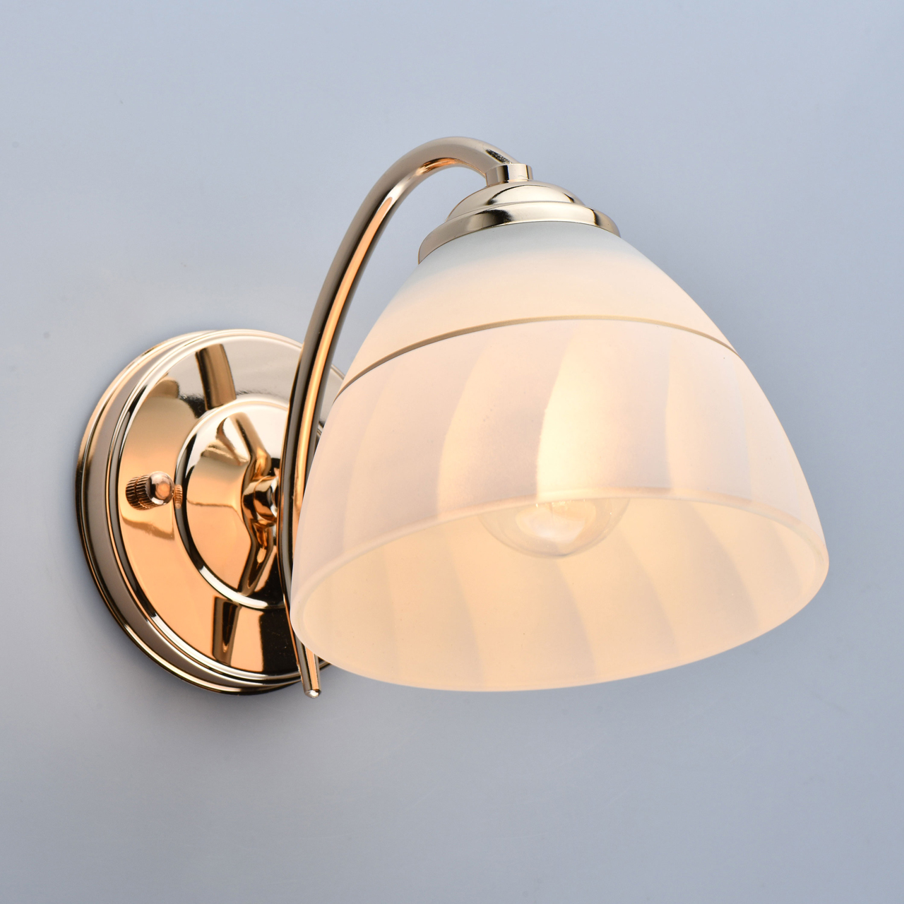 Настенное бра De Markt Блеск 315023901