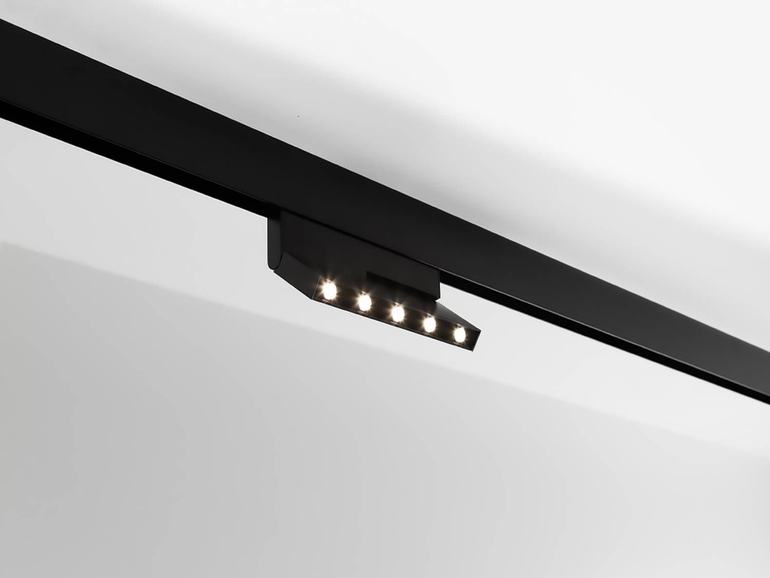 Трековый светильник SWG DesignLed SY mini SY-mini-520417-5.5-48-BL-WW