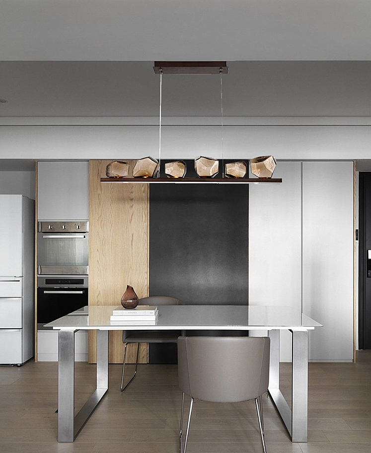 Светильник подвесной LIGHTERA Chievo LE423L-6B