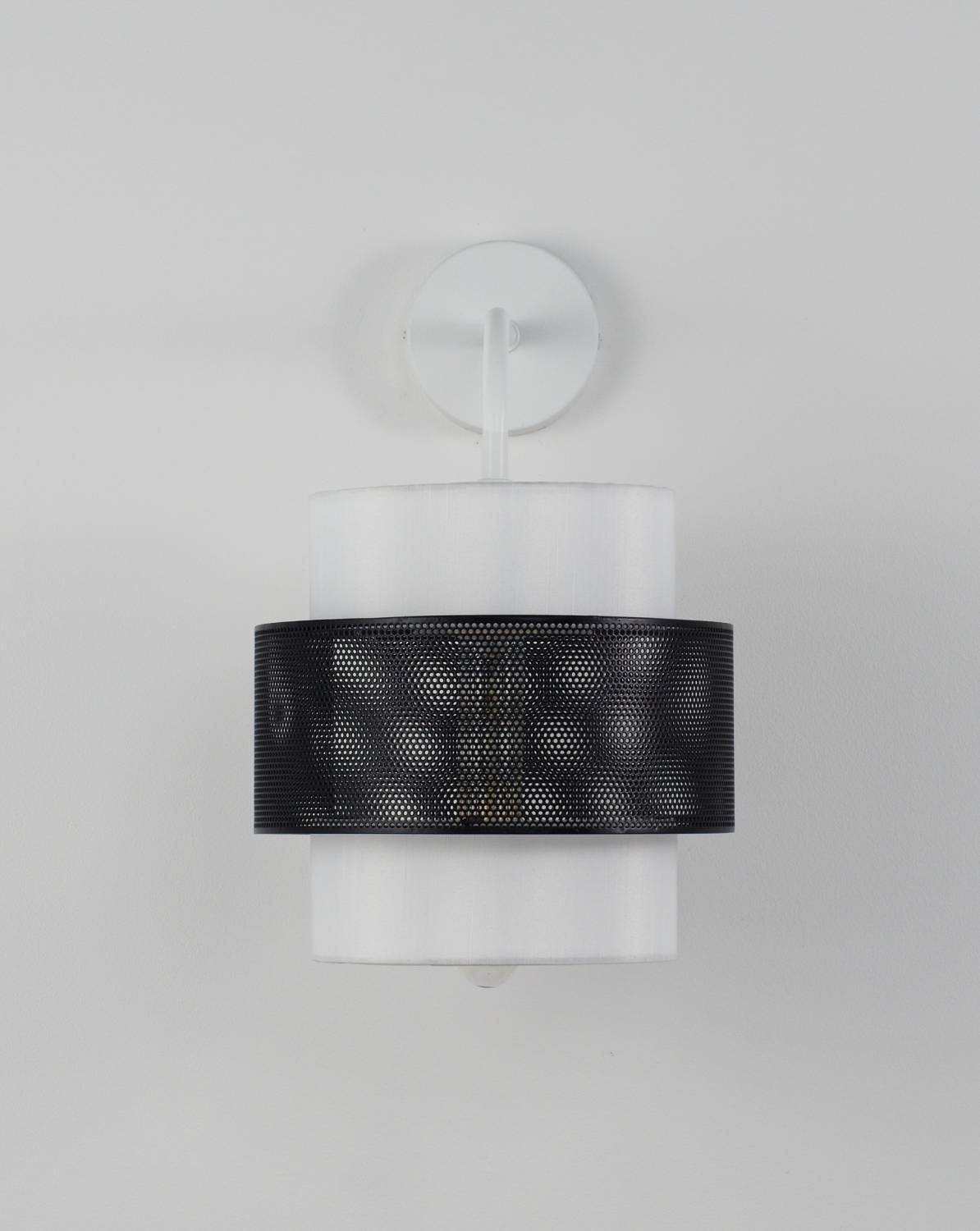 Настенное бра Moderli Gela V10484-1W