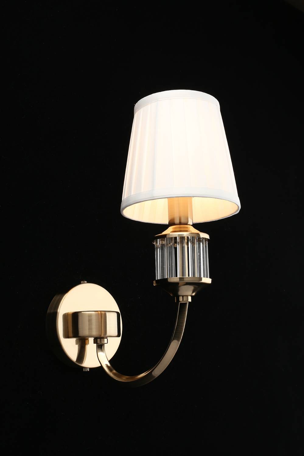 Настенное бра Aployt Zhaklin APL.744.01.01 Настенное бра Aployt Zhaklin APL.744.01.01