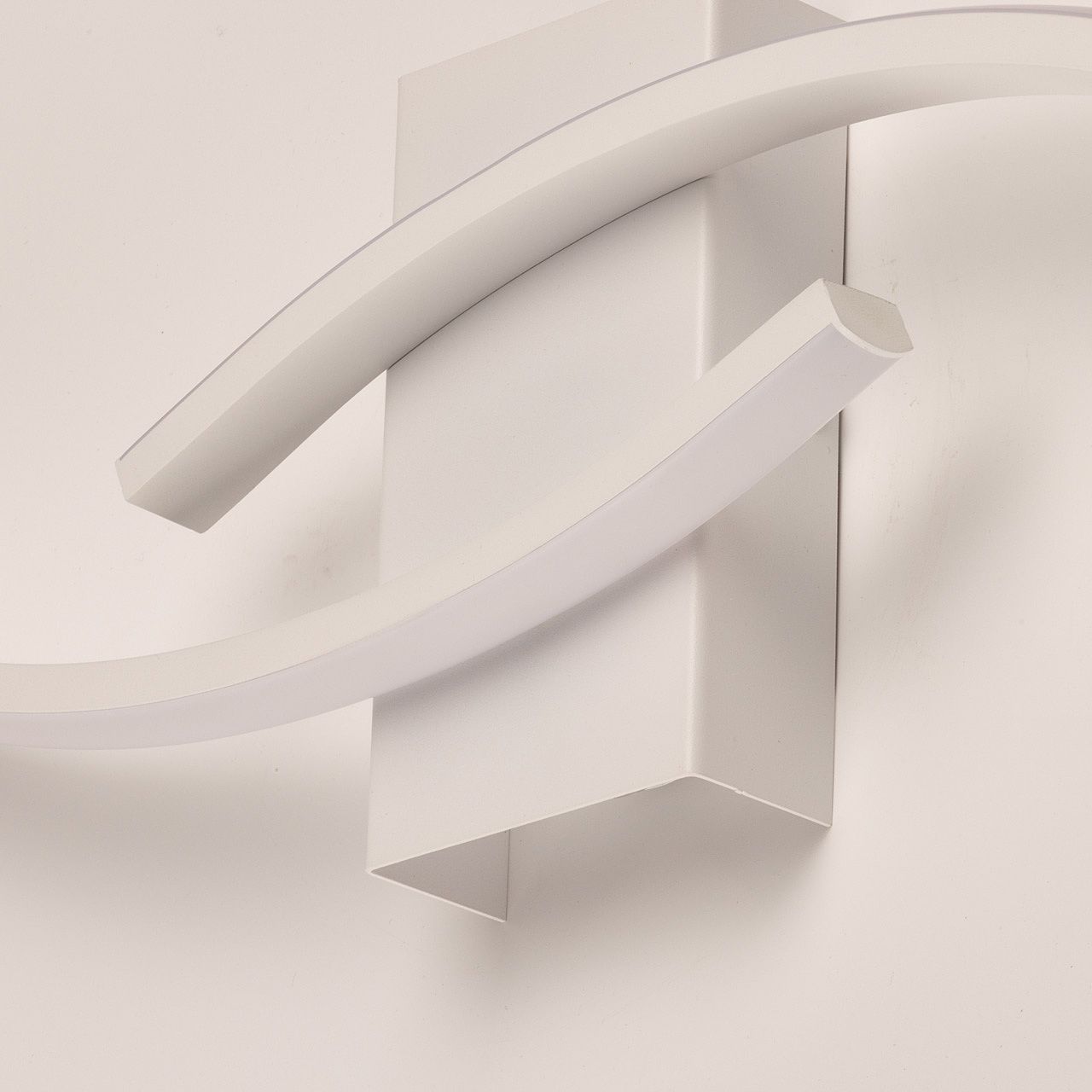 Настенный светильник De Markt Драйв 377025504