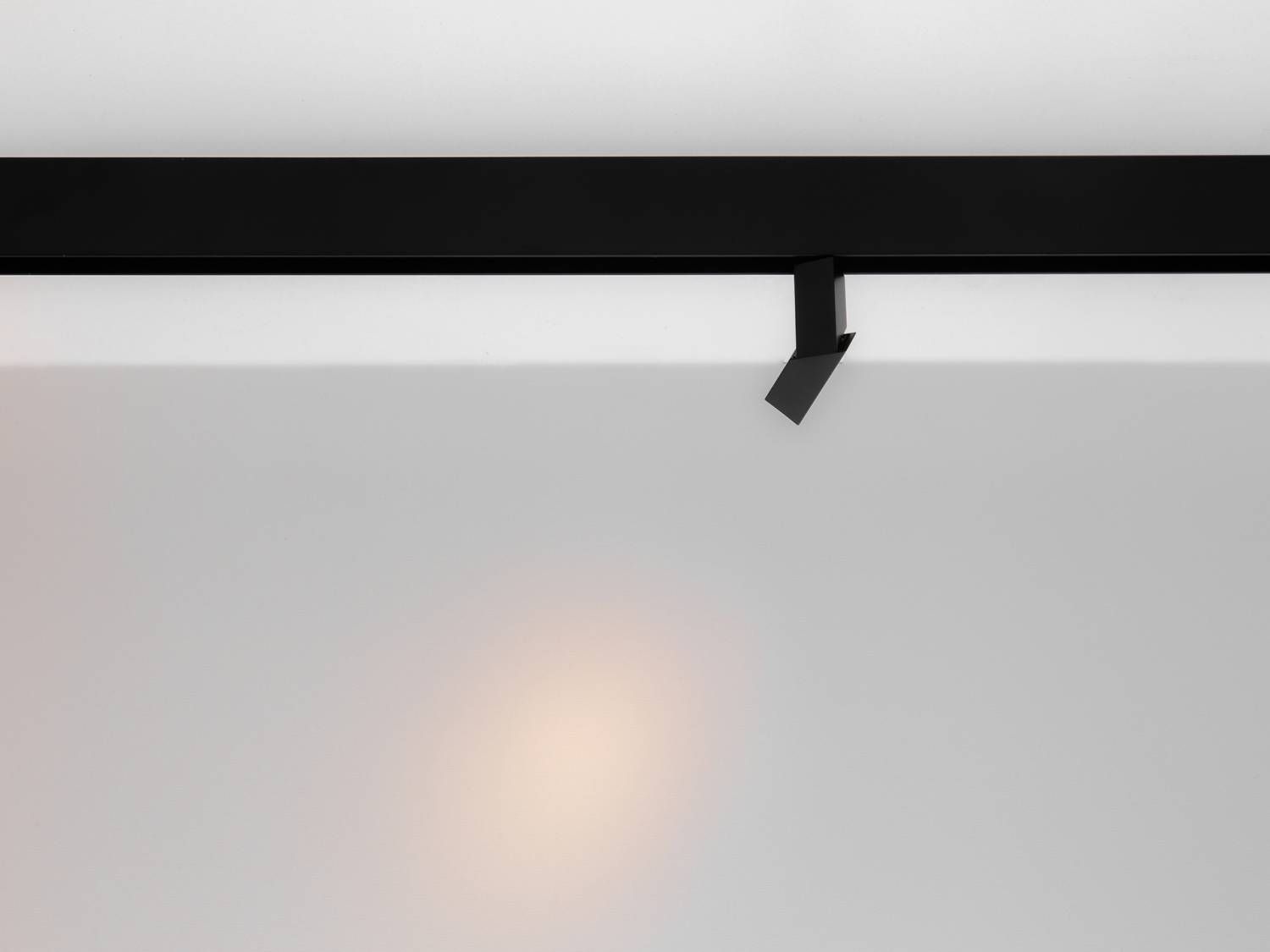 Трековый светильник SWG DesignLed SY mini SY-mini-523517-1.2-48-BL-WW