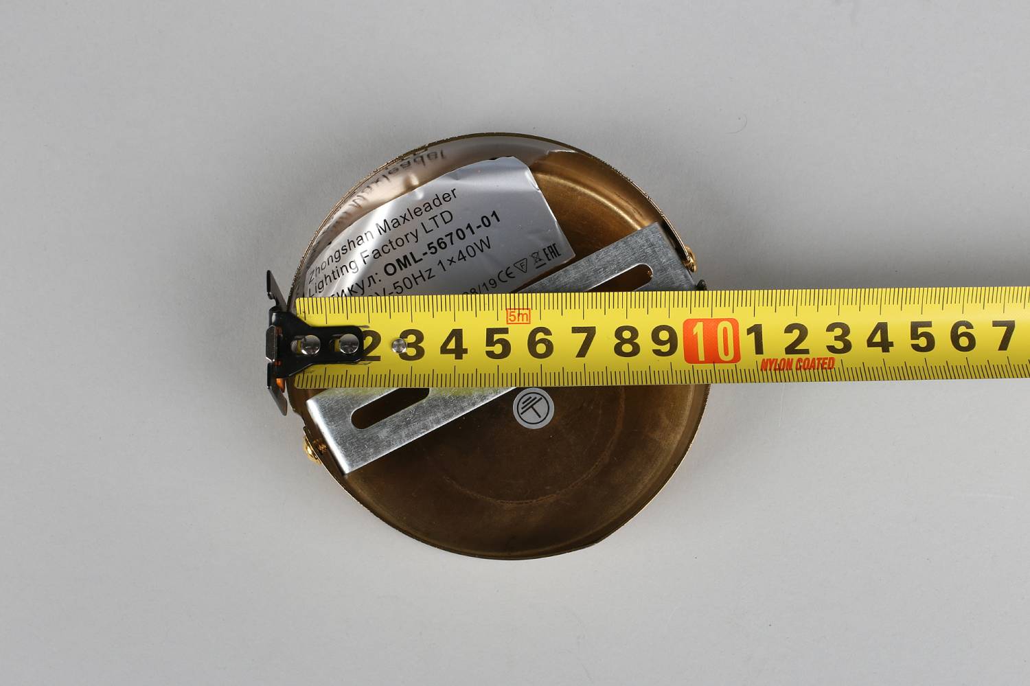 Настенное бра Omnilux Amelia OML-56701-01 Настенное бра Omnilux Amelia OML-56701-01