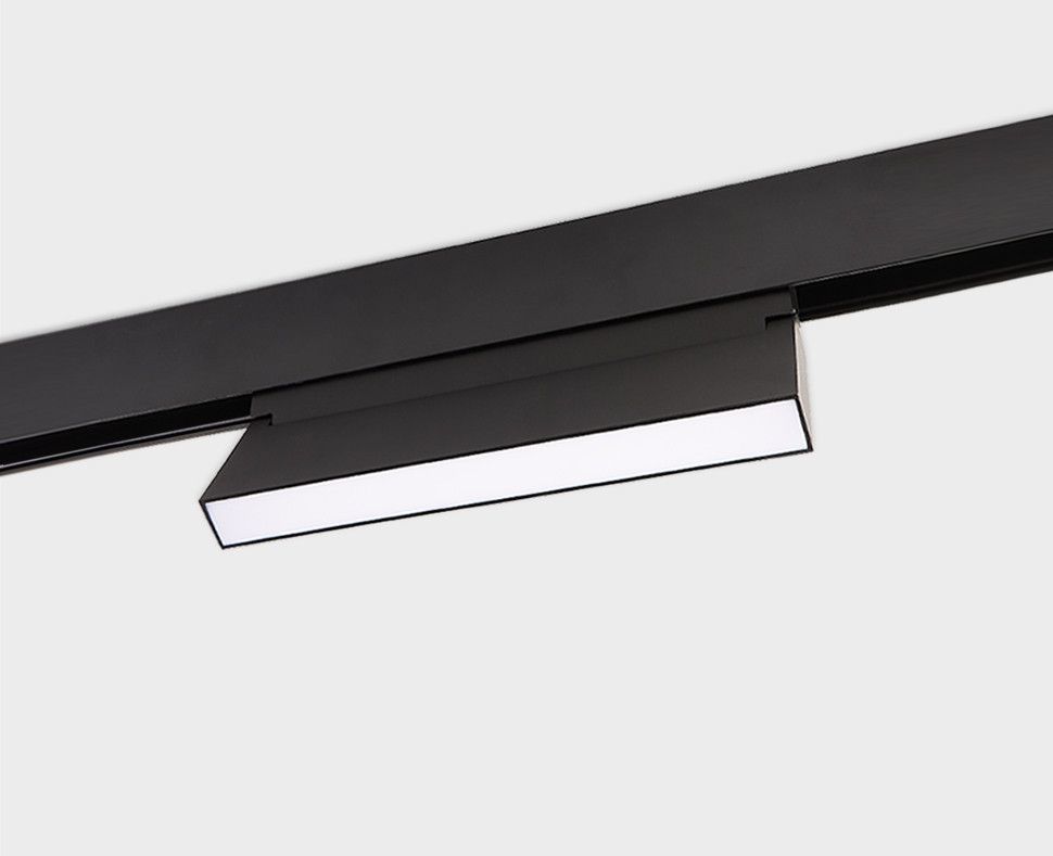 Трековый светильник Italline IT012-5024 black 3000K