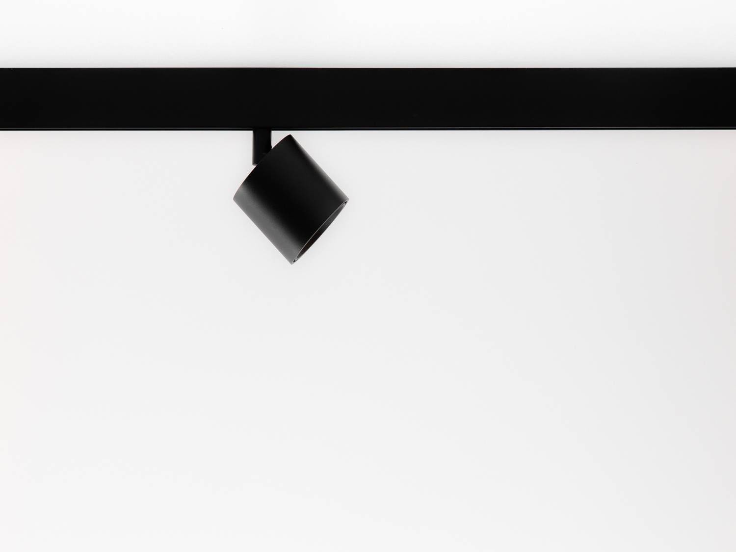 Трековый светильник SWG DesignLed SY mini SY-mini-521911-8.2-48-BL-NW