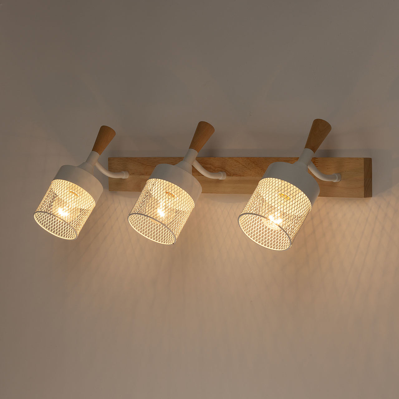 Светильник спот De Markt Ирсон 514020903 Светильник спот De Markt Ирсон 514020903