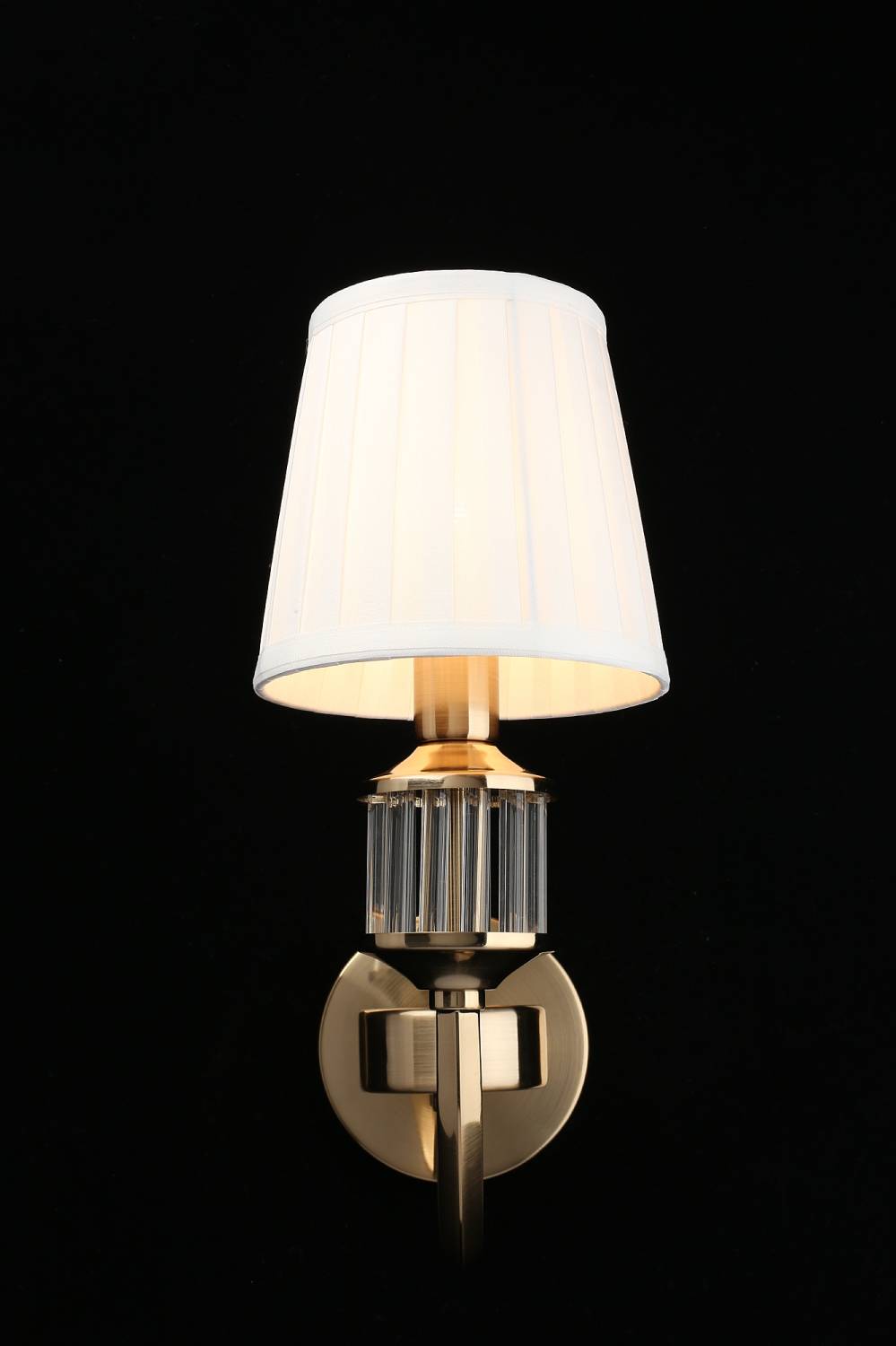 Настенное бра Aployt Zhaklin APL.744.01.01 Настенное бра Aployt Zhaklin APL.744.01.01