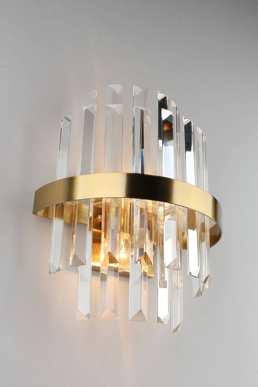 Настенное бра Omnilux Saviano OML-69011-02