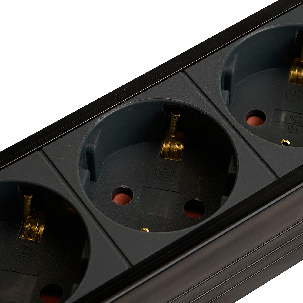 Сетевой фильтр 4-местный с/з 3x1мм2, 1,8 м, Stekker Techno 50156