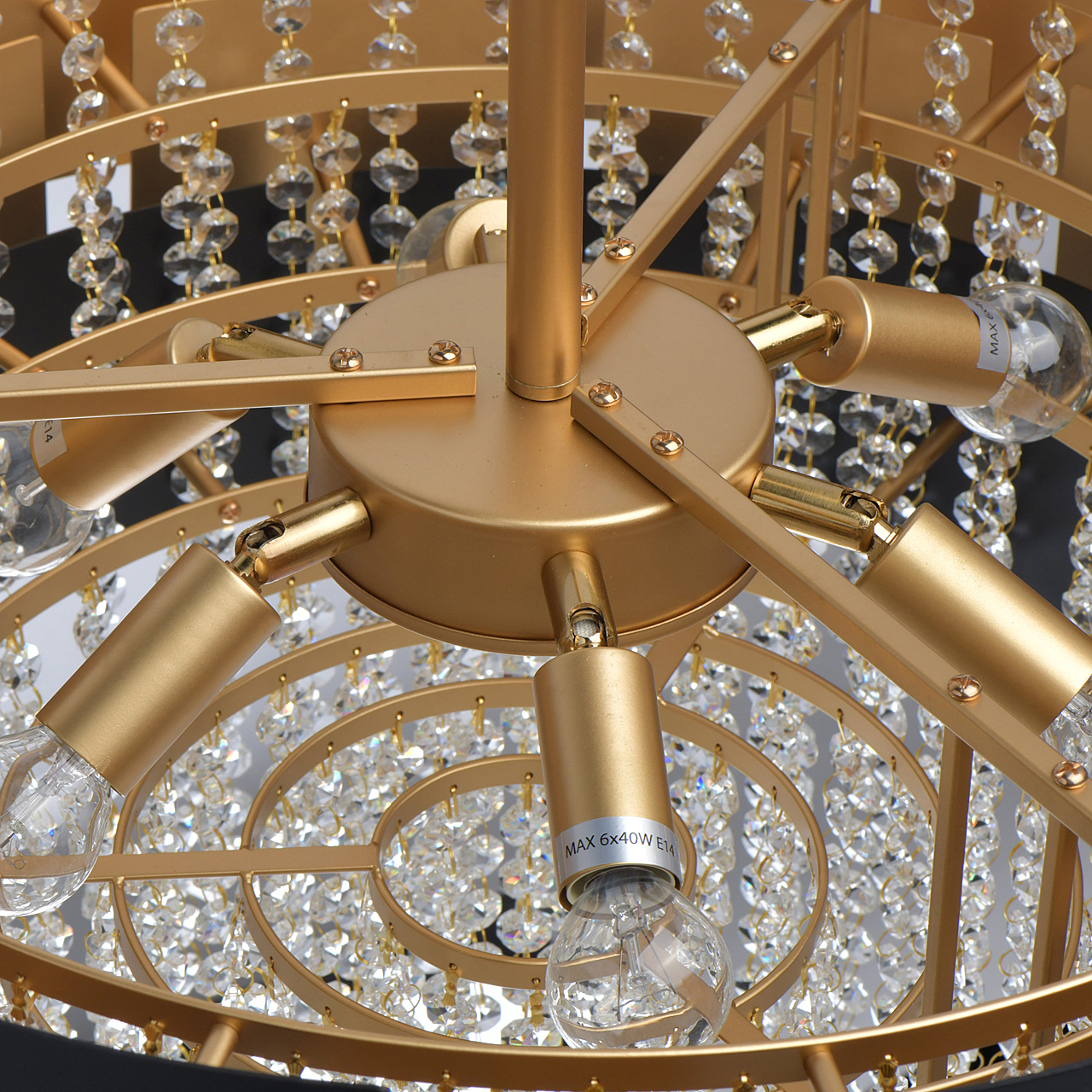 Люстра на штанге Chiaro Кармен 394010706