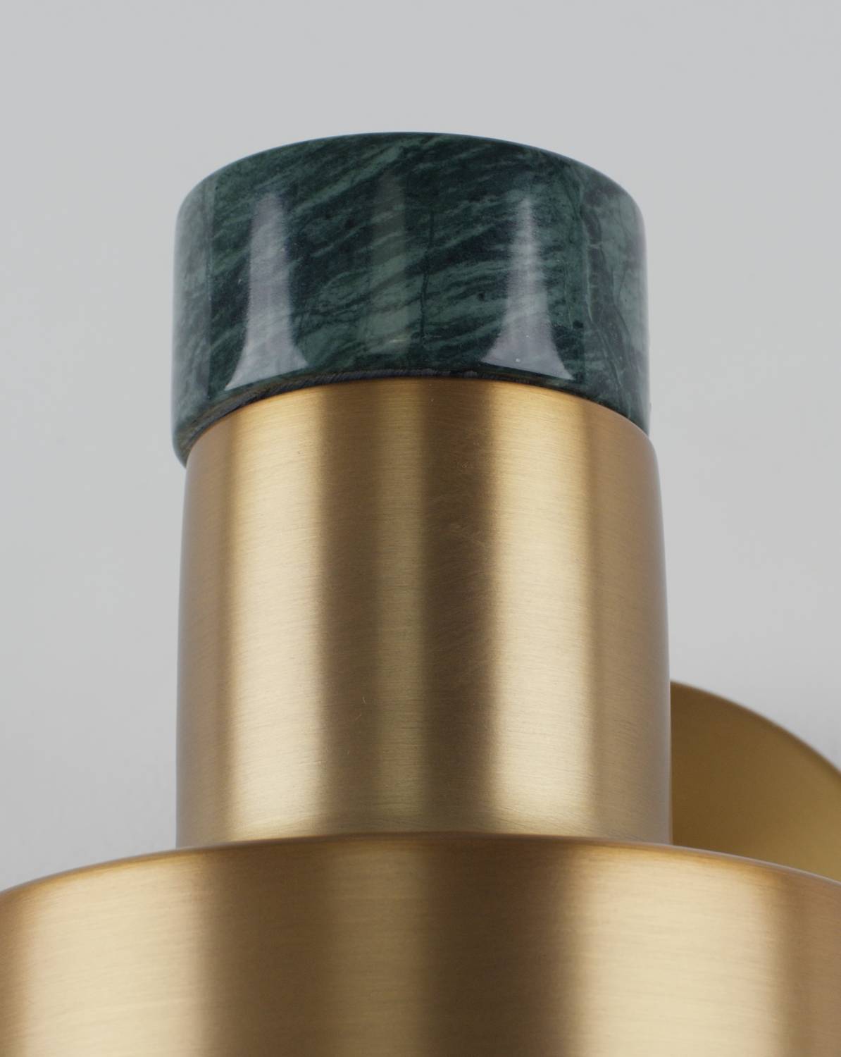 Настенный светильник Moderli Goldy V11315-1W