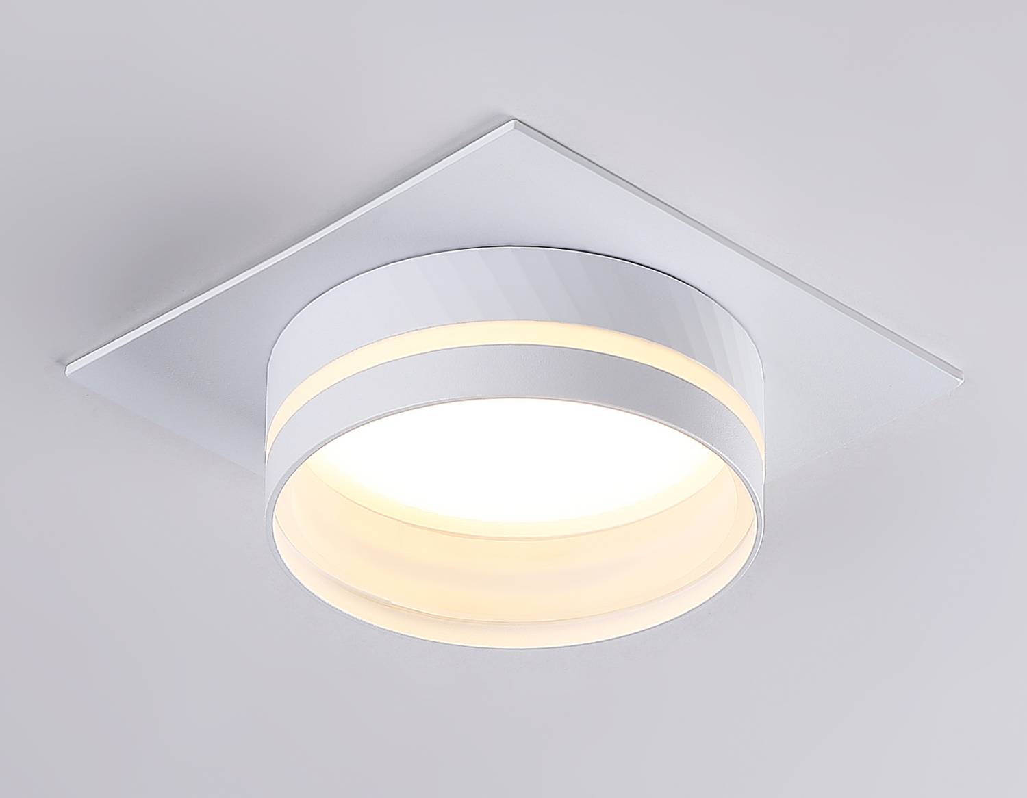 Встраиваемый светильник Ambrella GX53 Acrylic tech TN5221