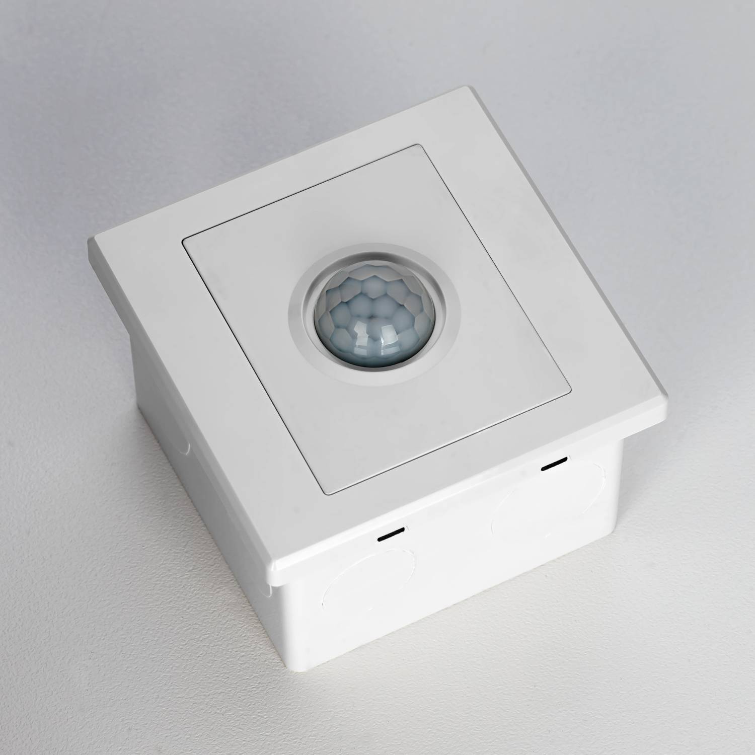 Встраиваемое реле с датчиком движения Citilux Skally CLR005KS0 Встраиваемое реле с датчиком движения Citilux Skally CLR005KS0