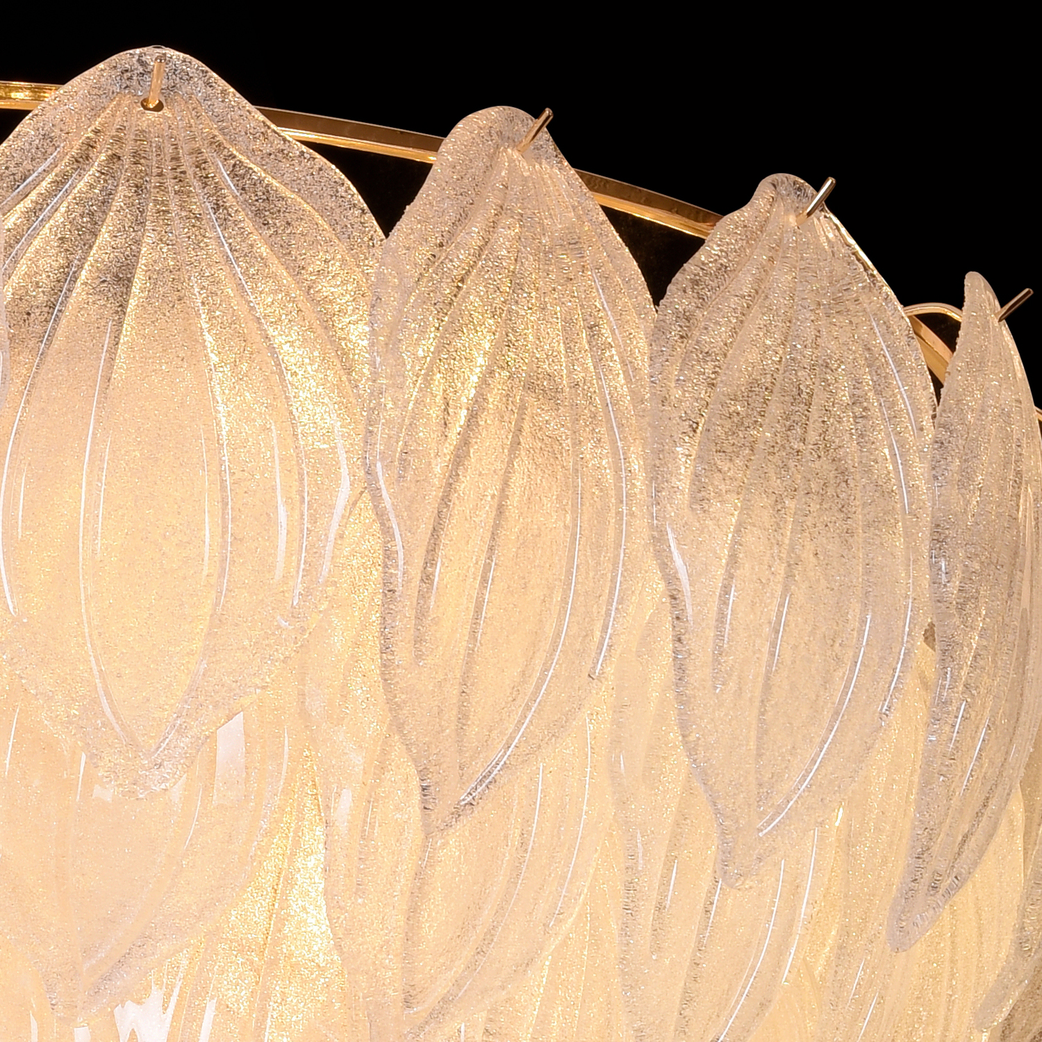 Подвесная люстра Delight Collection Novida B014 L12 light gold