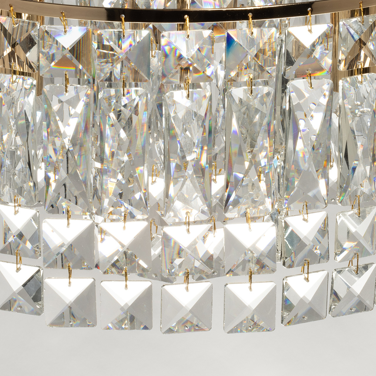 Потолочная люстра De Markt Арман 462012304