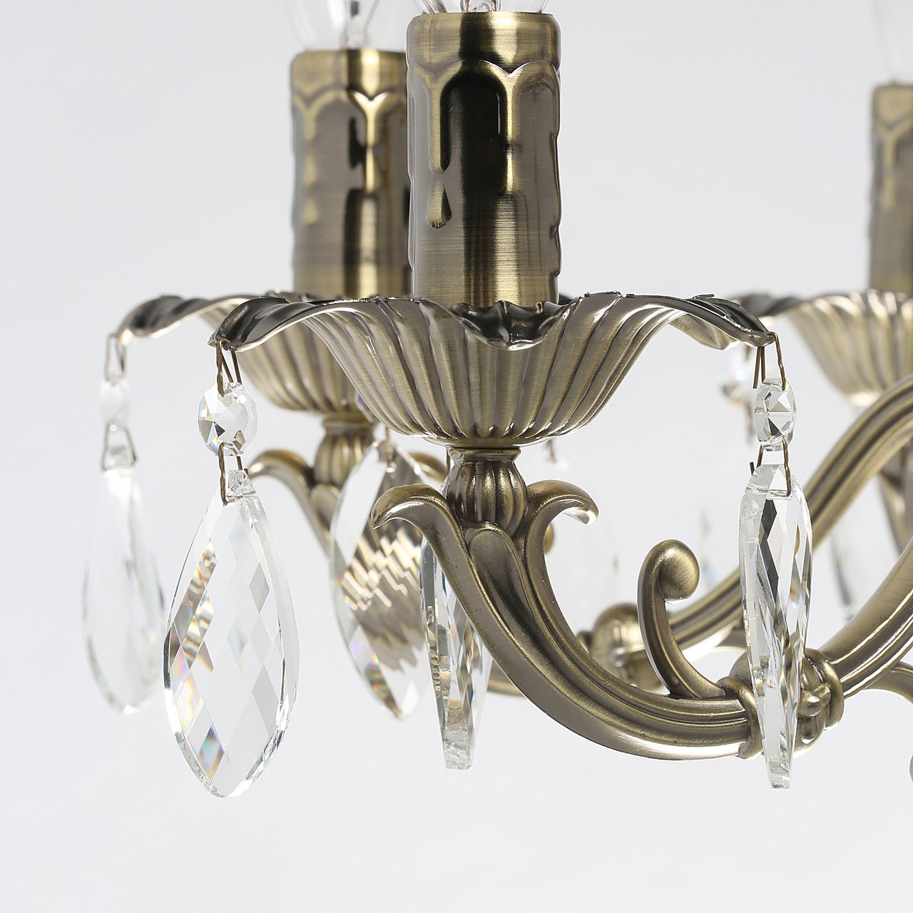 Подвесная люстра MW Light Аврора 371016408