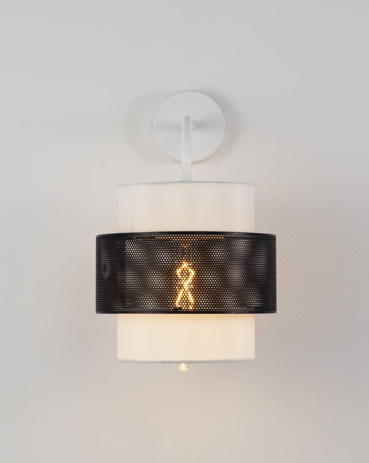 Настенное бра Moderli Gela V10484-1W