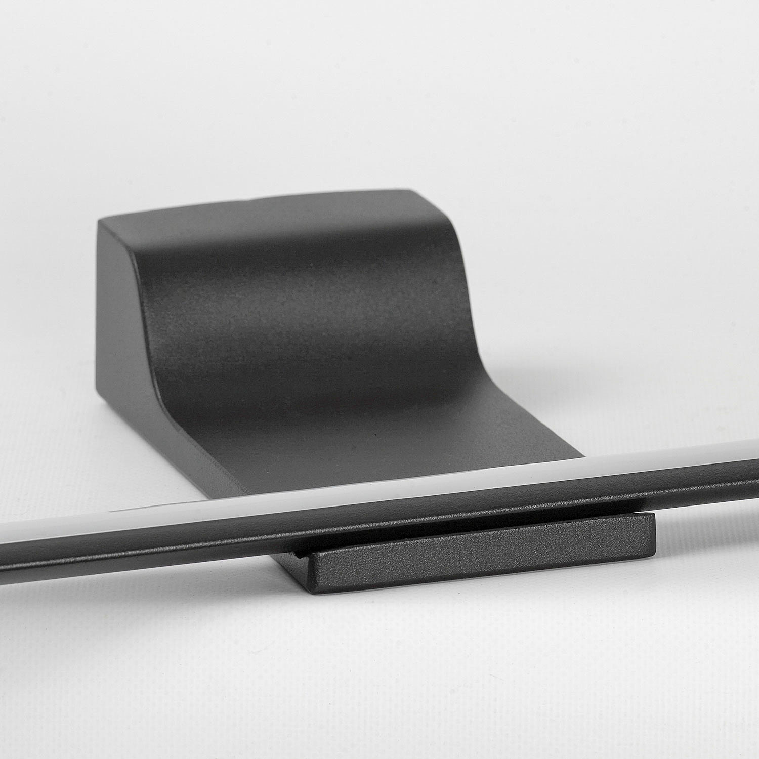 Подсветка зеркал и полок Lussole Bibb LSP-7202