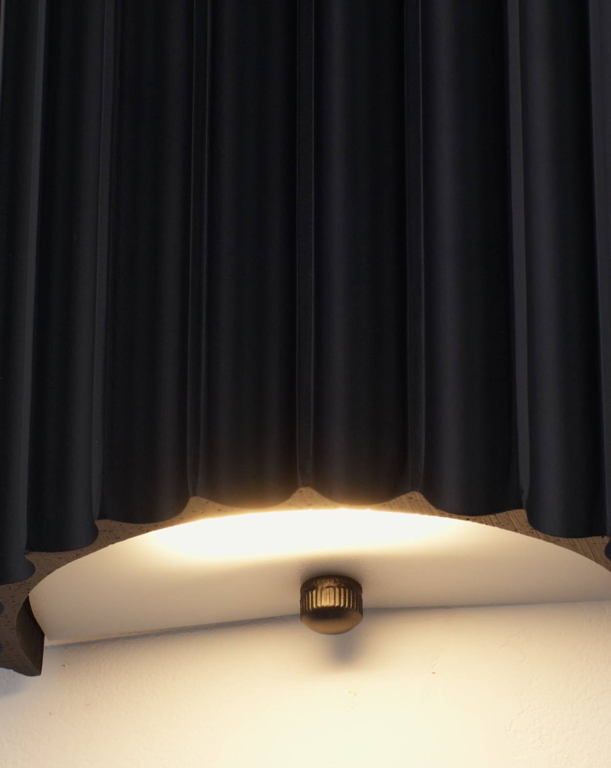 Настенное бра Moderli Bailey V11219-WL