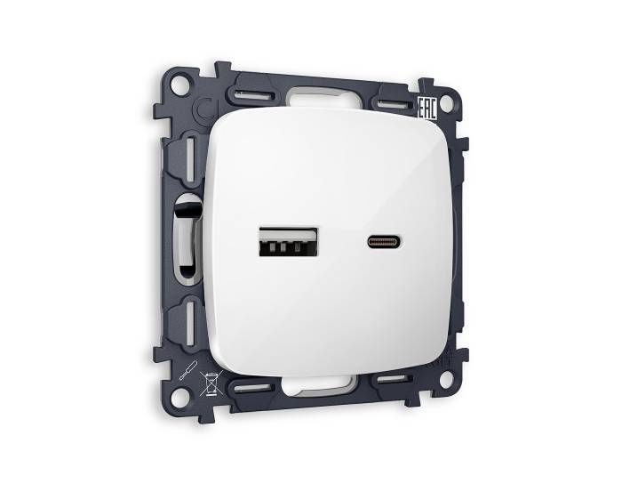 Розетка Ambrella Volt OMEGA MO111010