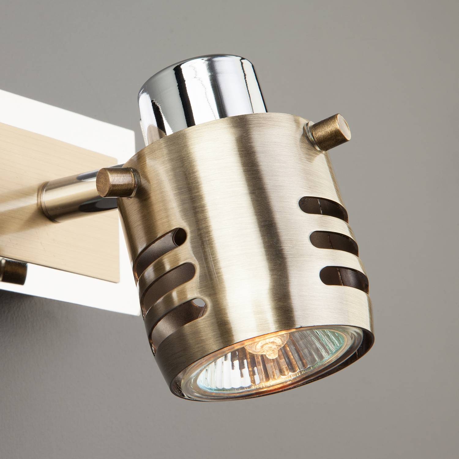 Светильник спот Eurosvet Leonardo 23463/2 хром/античная бронза