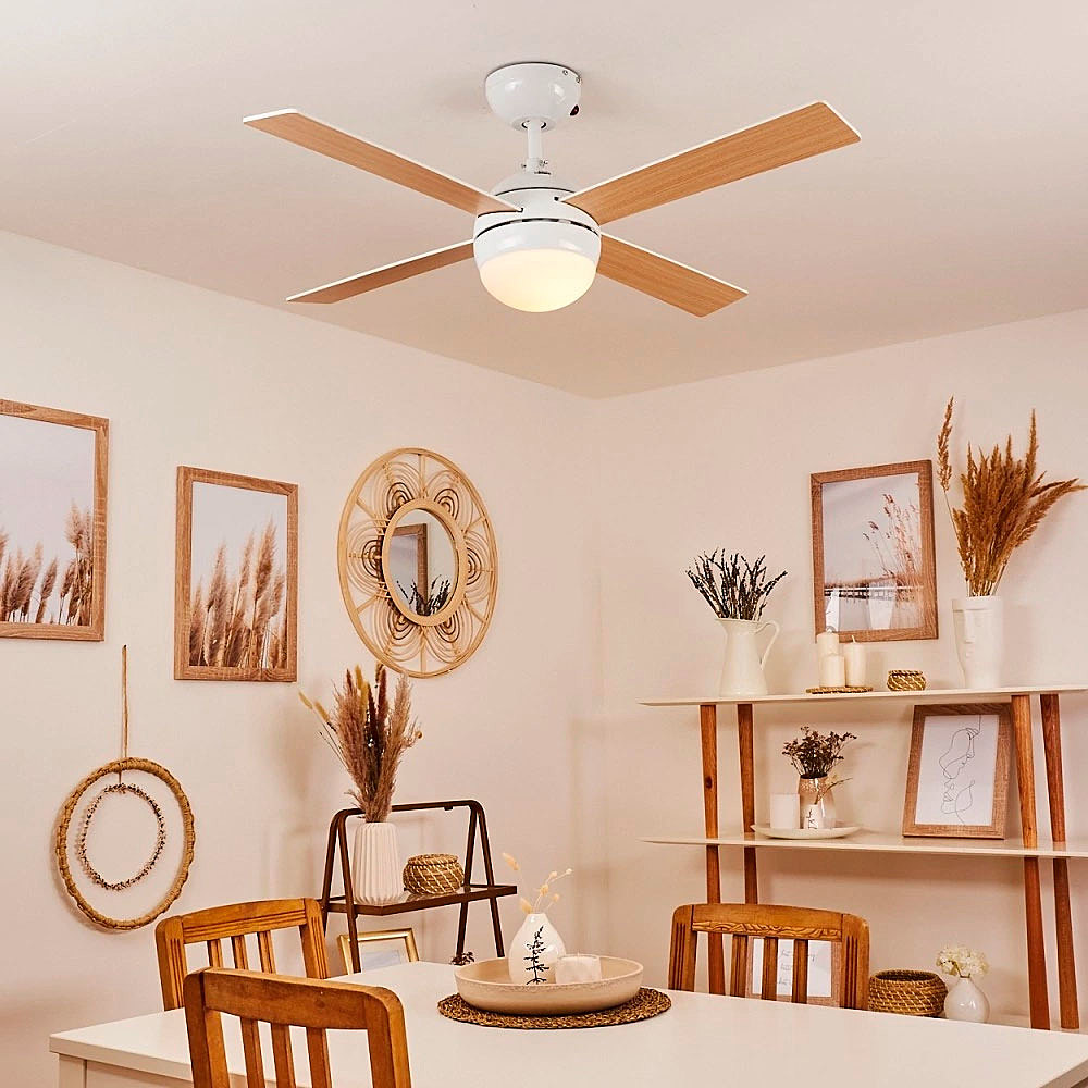 Потолочная люстра Eglo Losciale 35043