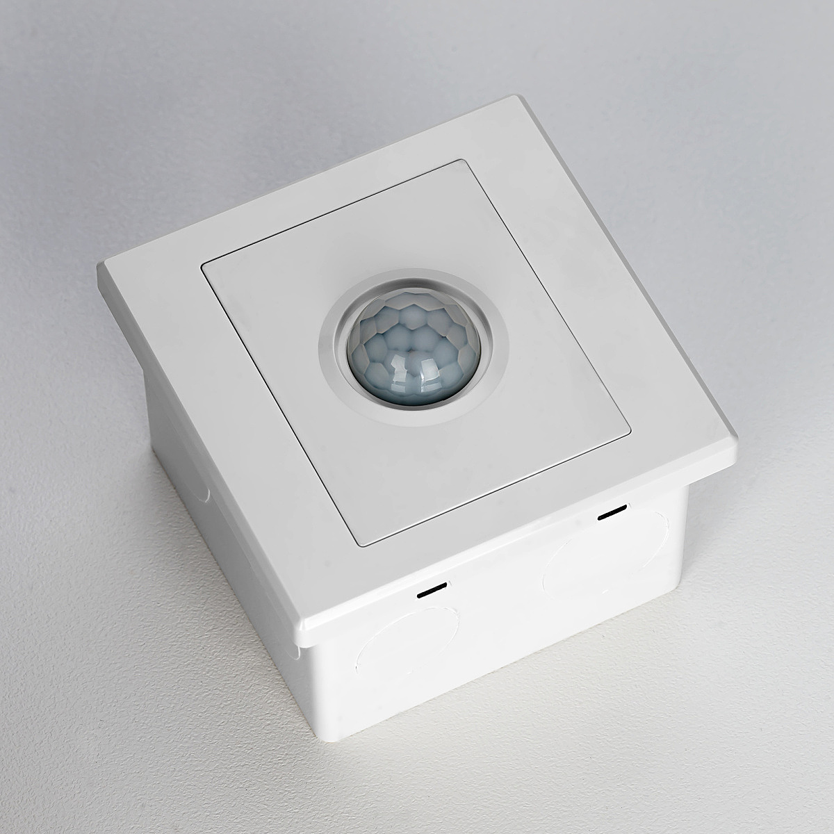 Встраиваемое реле с датчиком движения Citilux Skally CLR005KS0 Встраиваемое реле с датчиком движения Citilux Skally CLR005KS0