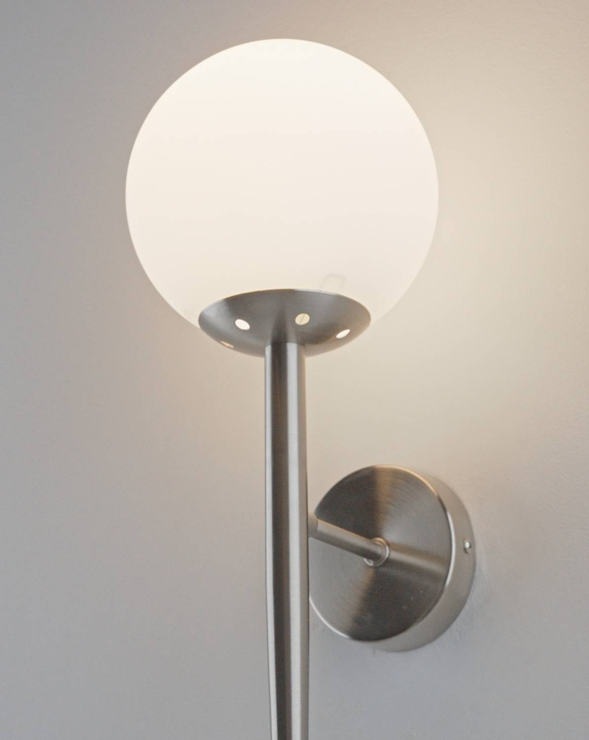 Настенное бра Moderli Scrumbel V11564-1W