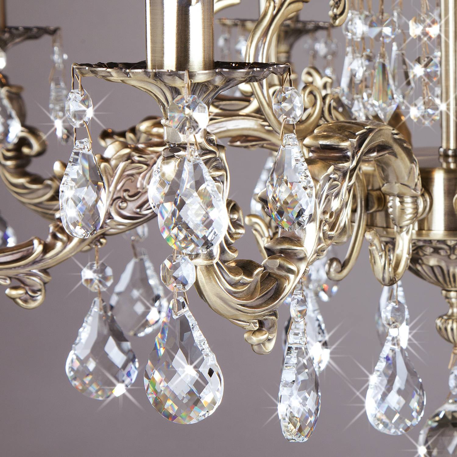 Подвесная хрустальная люстра Juliana Bogates 212/8 Strotskis