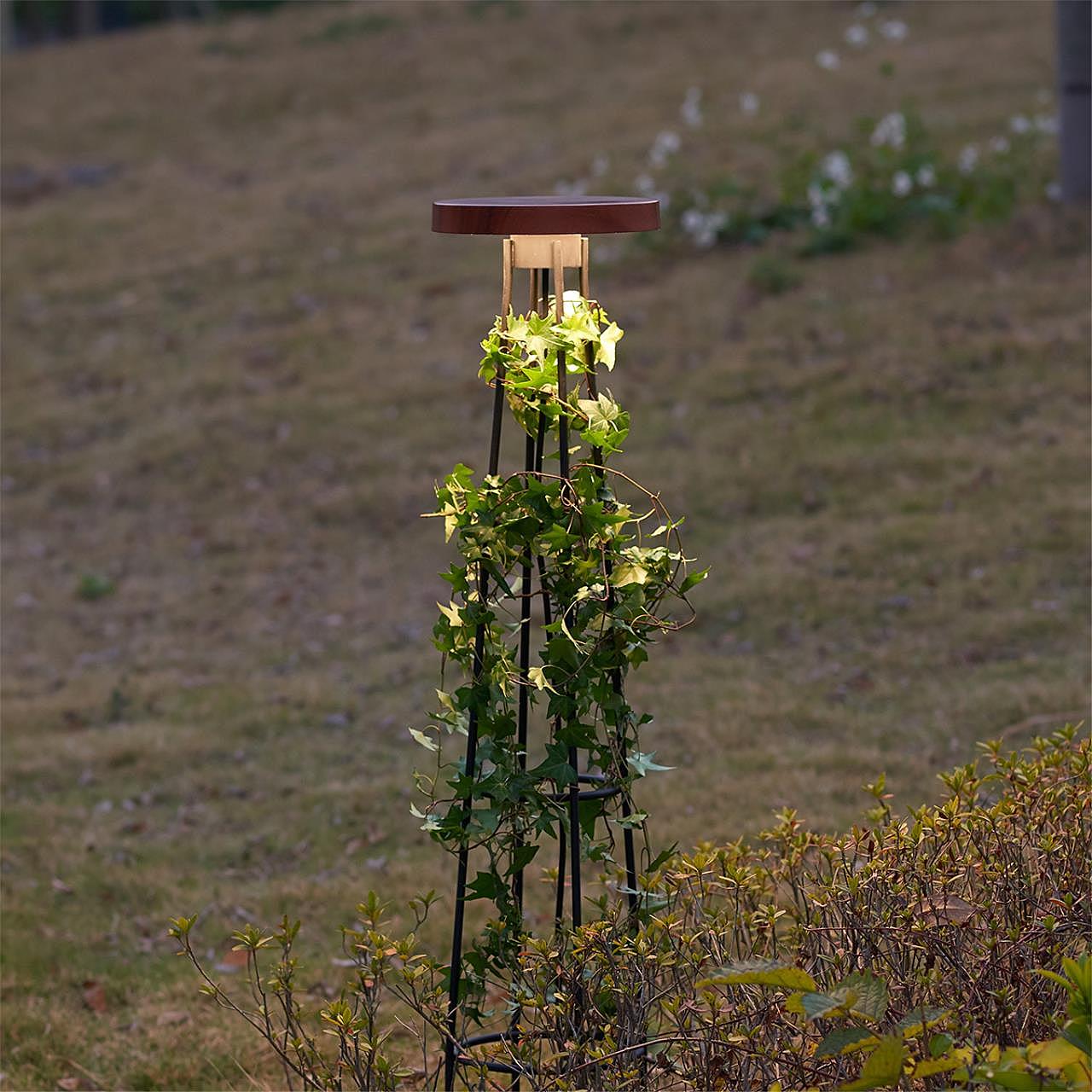 Уличный наземный светильник Odeon Light Liana 7108/15GL