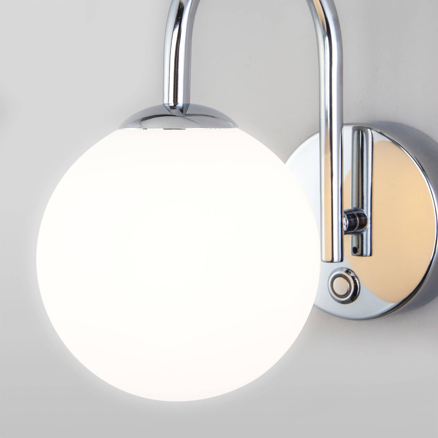 Настенное бра Bogates Brook 360/1