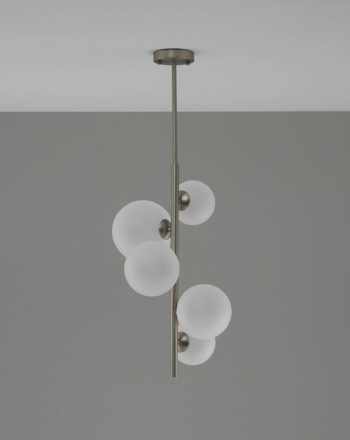 Люстра на штанге Moderli Molly V11466-5P