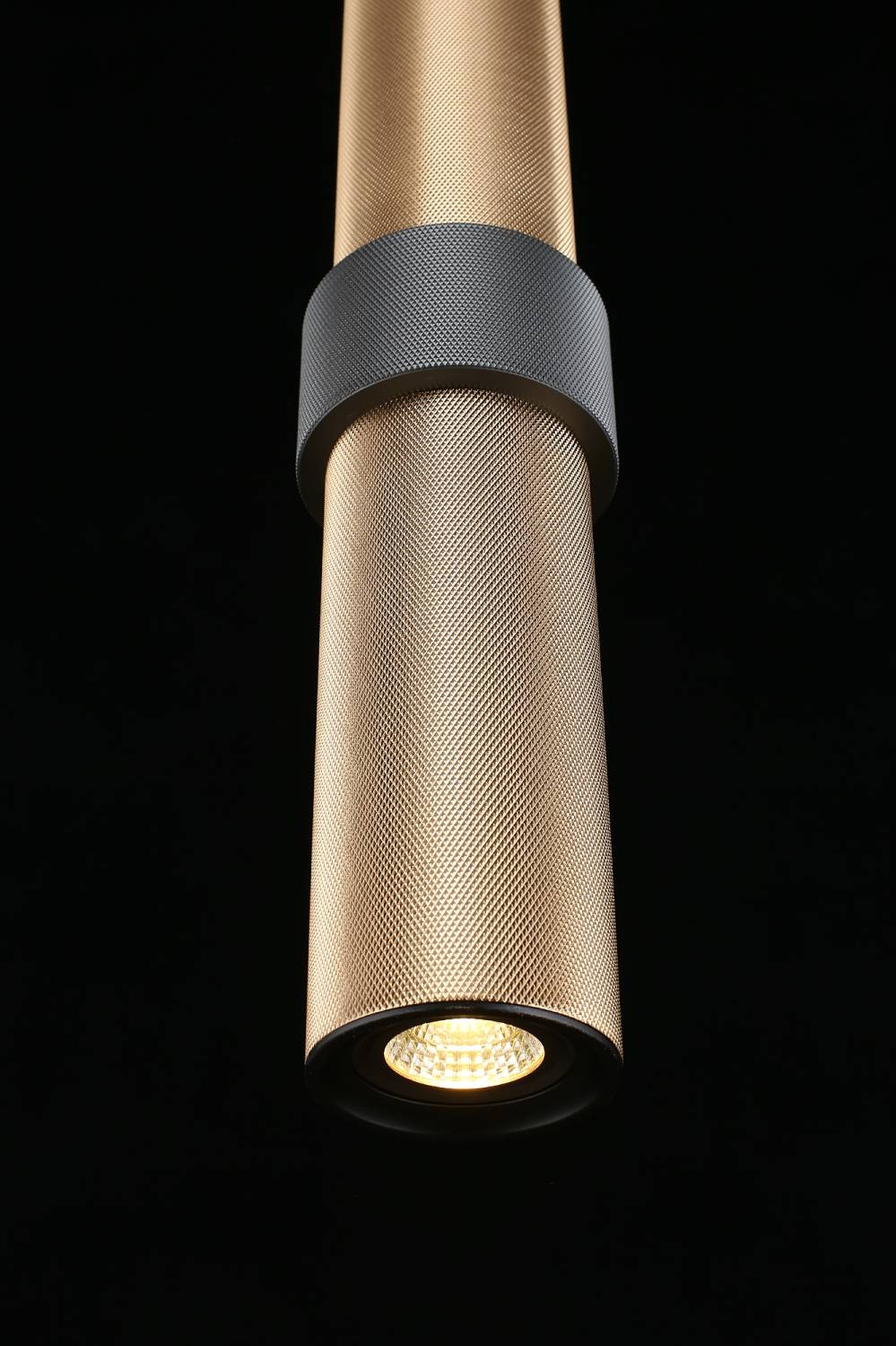 Светильник подвесной Aployt Beasia APL.614.16.01