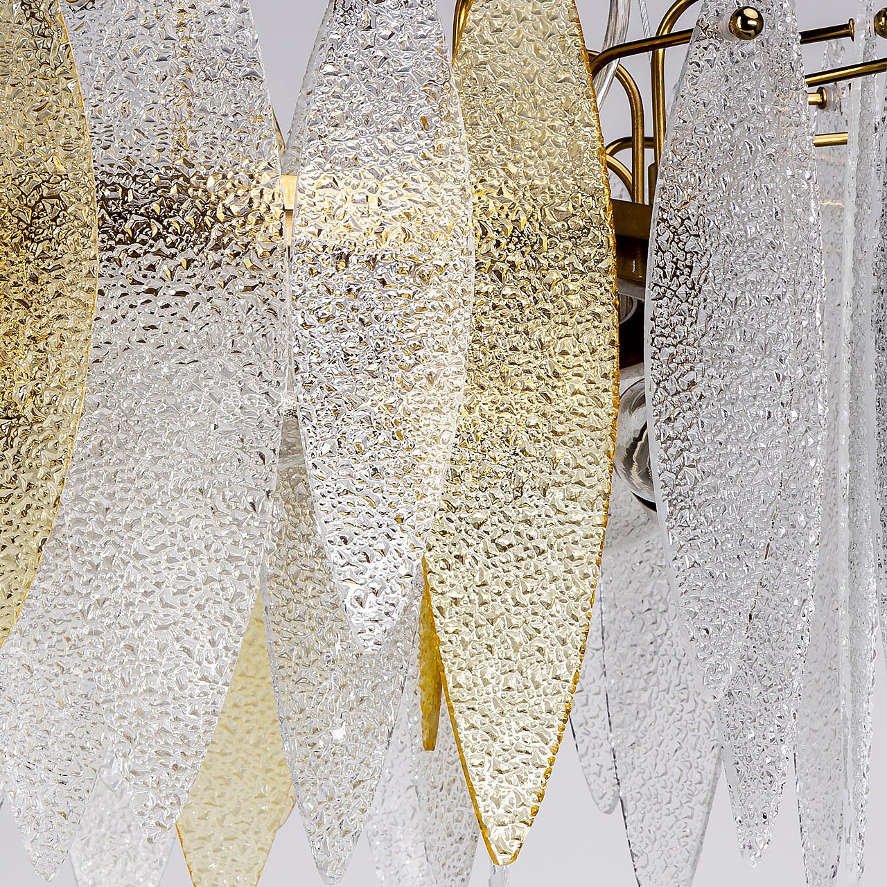 Подвесная люстра MW Light Эмилия 607014306