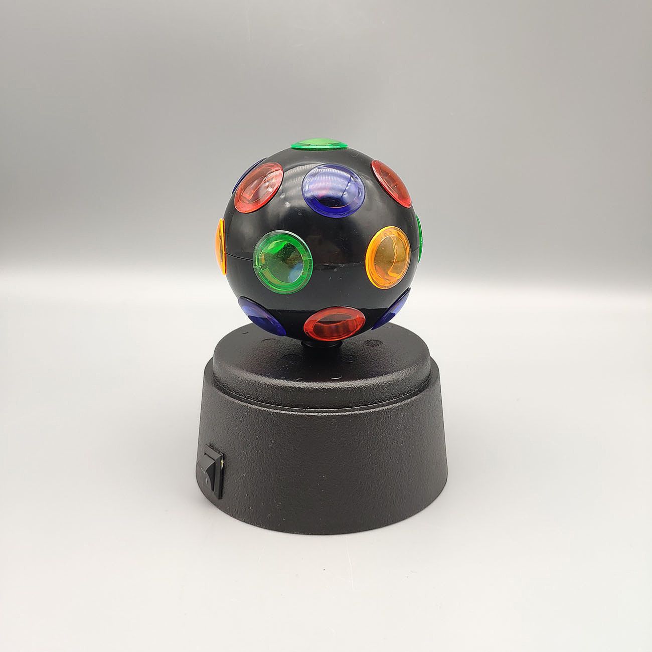Дисколампа Escada Confetti 690/L LED