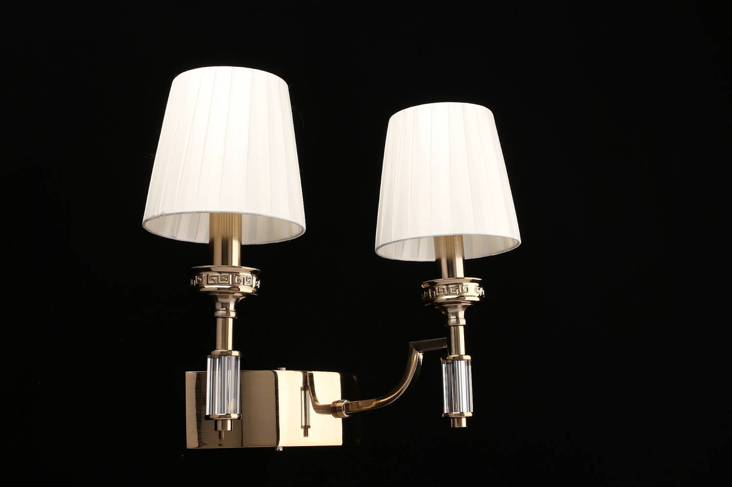 Настенное бра Aployt Patricia APL.716.11.02