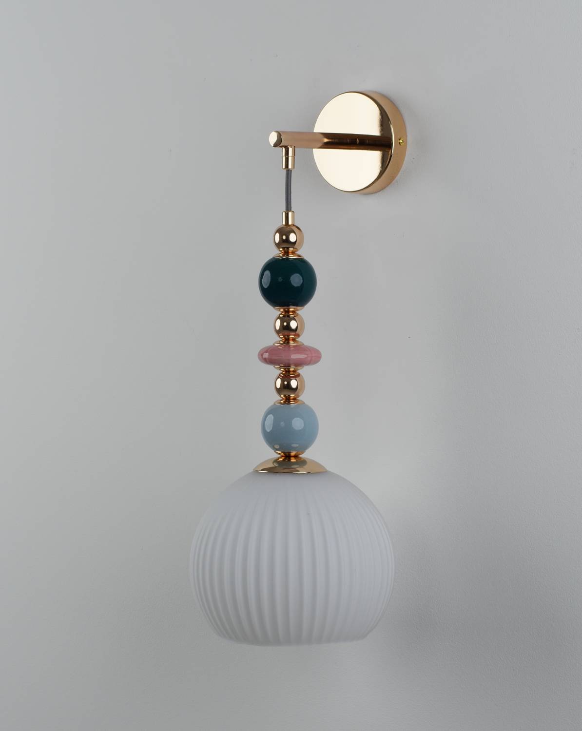 Настенное бра Moderli Charm V11171-1W