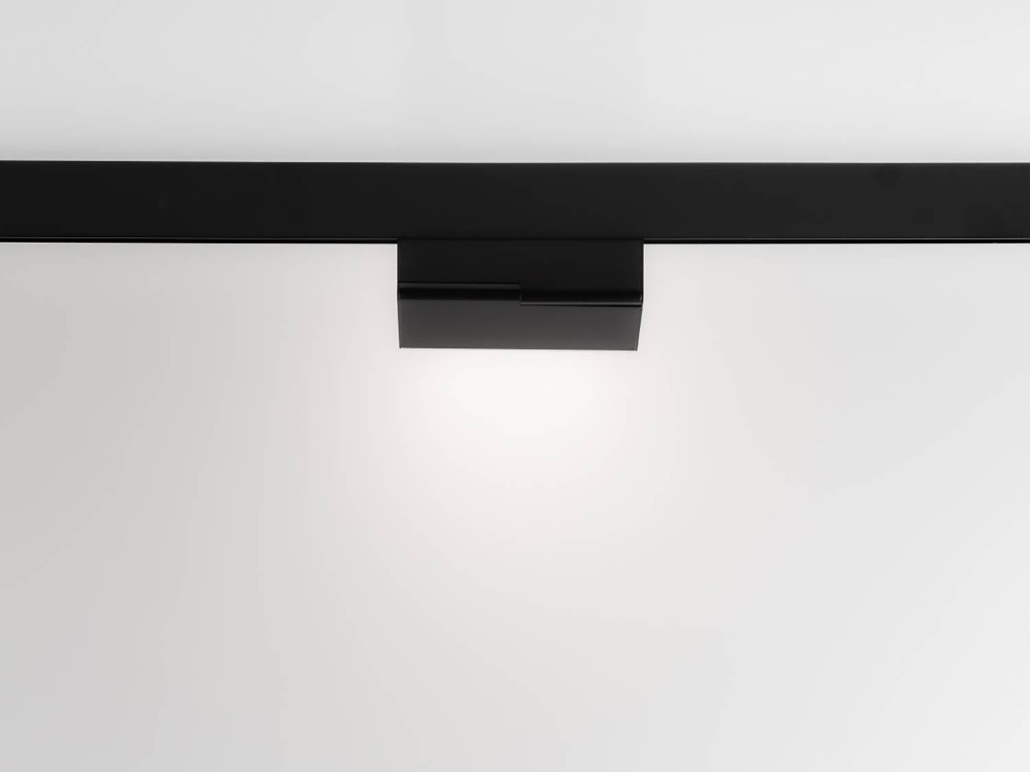 Трековый светильник SWG DesignLed SY mini SY-mini-521114-5.2-48-BL-WW