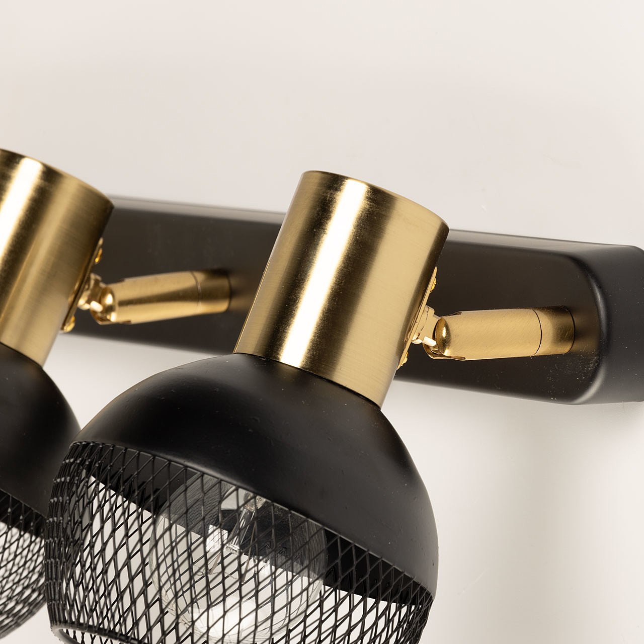 Светильник спот De Markt Ирсон 514021203 Светильник спот De Markt Ирсон 514021203