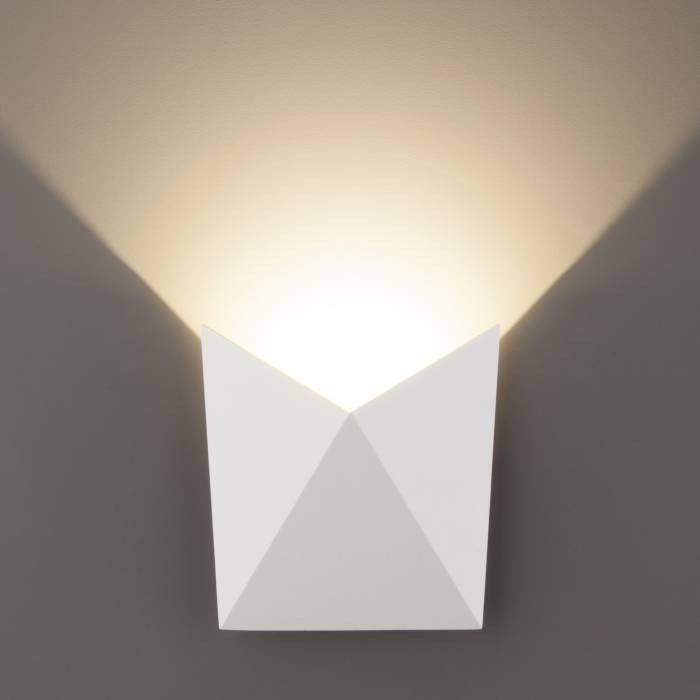 Уличный настенный светильник Elektrostandard 1517 1517 TECHNO LED BATTERFLY белый